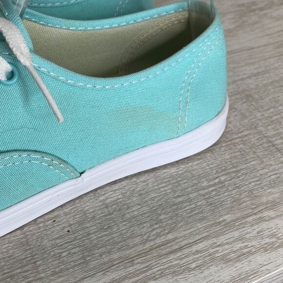 VANS LOW PROFILE DANITY CASUAL CLASSIC EVERYDAY CANVAS SKATER SHOES SIZE 7 - Picture 6 of 13